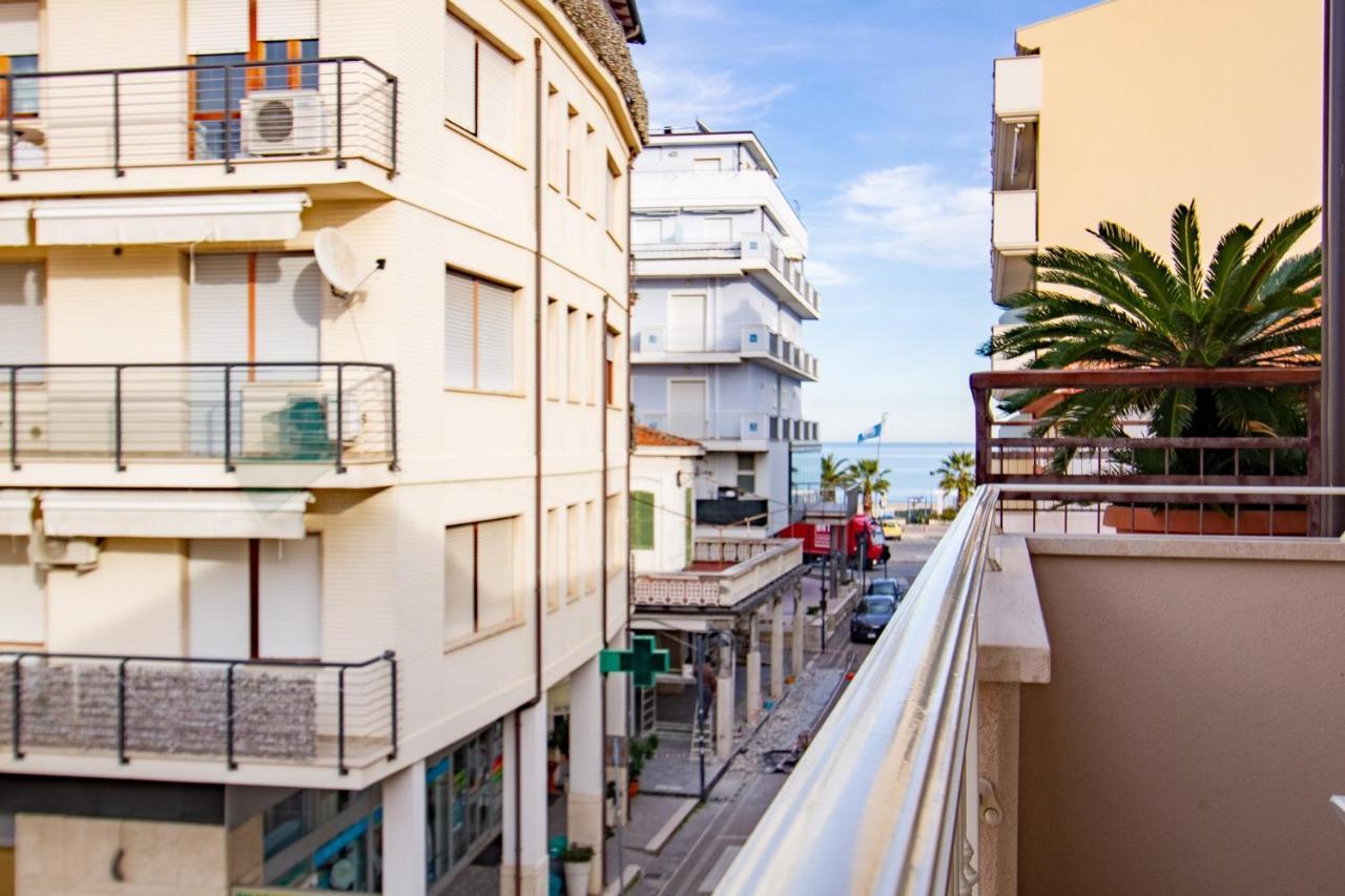 Blu 2P - Palazzina Laura Myho Casa Daire Tortoreto Dış mekan fotoğraf